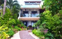 Signature Boracay Blue Hotel di Barangay Manoc-Manoc