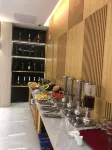 吉婆紫藤飯店 - 游泳池和按摩