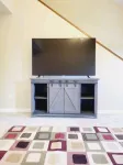 Modern Secluded 2 BR 1.5 Bath