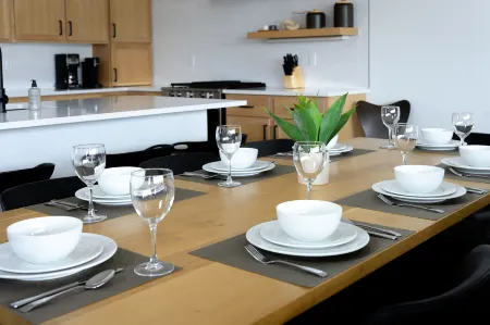 Gorgeous Views and Hot Tub - Amazing Mountain Haven