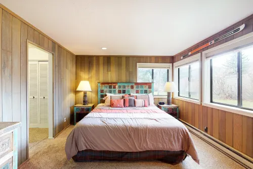 Comfy condo with WiFi & washer/dryer - near Dollar Mountain & downtown Hotels in Ketchum
