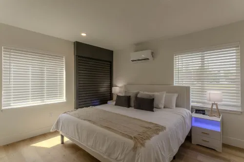 Executive Suite with Luxurious Kitchen and Free Wi-Fi - Charming Oasis Hotel di Coeur D'Alene