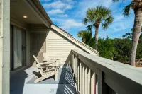 Tennis Court Views and Screen Porch - Charming Coastal Retreat
