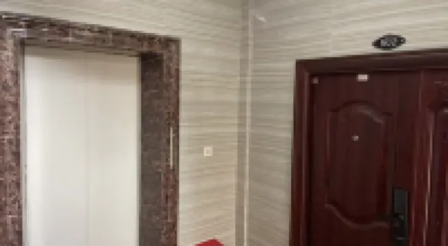 峨眉山與湖房東小張公寓（峨洪路分店）