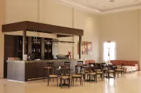 Howard Johnson by Wyndham Funes - bar