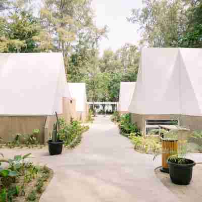 Asha Beach Club & Resort Hotel Exterior