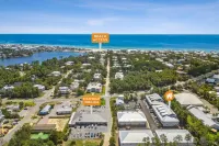 30A Townhomes C104 - Villaer