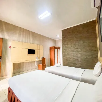 Hotel Posters Các khách sạn ở Sukaluyu