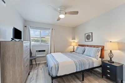 Steps from Beach with Modern Amenities - Cozy Coastal Escape