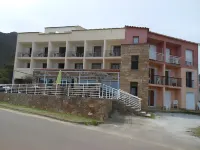 Hotel Restaurant le Filosorma فنادق في Galeria