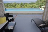 Pura Vista Hotel - Pools
