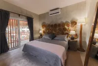 Ka´Ana Surf Hotels near Embarcadero Cocalito