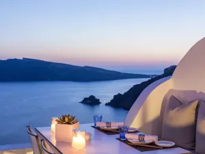 Katikies Santorini - The Leading Hotels Of The World