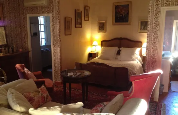 克洛斯酒莊區酒店