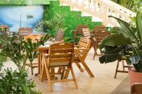 The Westender Inn - Breakfast