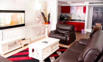 Ivon Suites