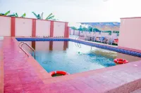 Prismar International Hotel - Kolam Renang