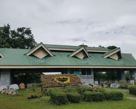 Rai Fhun PEN Jing Hotels in Sung Noen