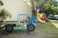 Floridian Hotel - Ramah keluarga