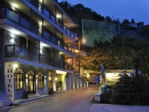 肯崔孔酒店 戈爾特尼亞酒店