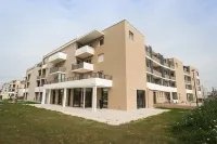 Zenao Appart'hôtels Villeneuve-lès-Avignon Hotels in Tavel