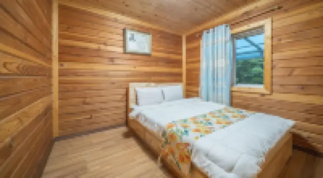 化川帕普里卡黃色旅館