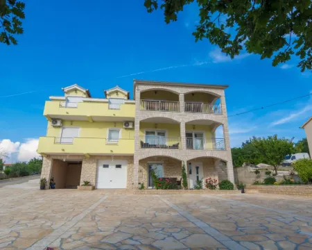 Villa Balen Zadarvillas Hotels in Lisičić