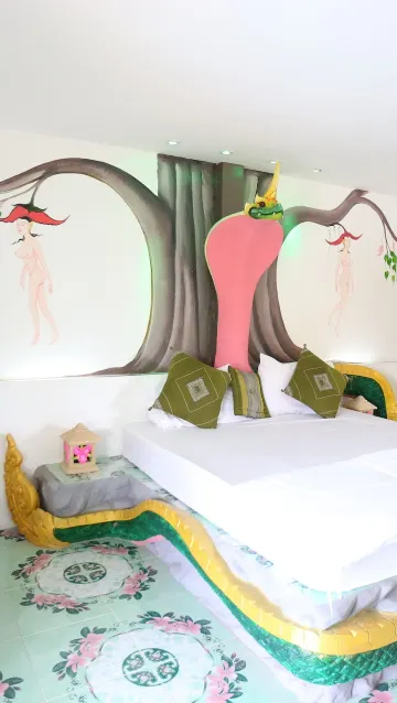 ห้องคอมฟอร์ทดับเบิล, เตียงควีนไซส์ 1 เตียง, ใช้สระว่ายน้ำได้, ริมสระว่ายน้ำ