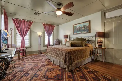 Holekamp Guest Haus Отели в г. Сентер Пойнт