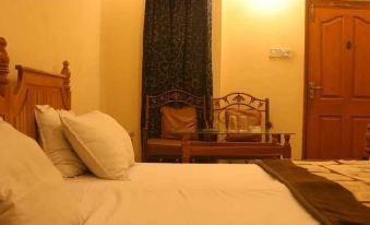 Akbar International View Hotel