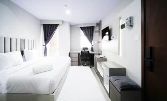 Nice and Comfy Studio at Grand Dharmahusada Lagoon Apartment