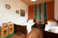 Cretan Magnolia Gem - Smari Cozy Getaway