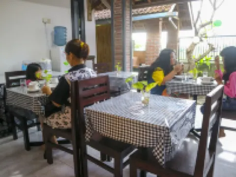 朗格家庭旅館 Kabat酒店