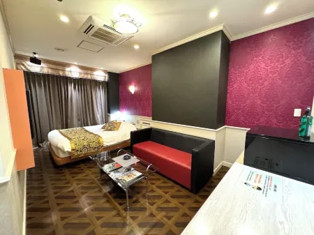 HOTEL EN Отели рядом со станцией JR Nakayama Station