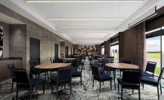 Hotel Avail Rogers, Tapestry Collection by Hilton