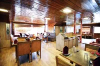 Vardaan Hotels - PatniTop
