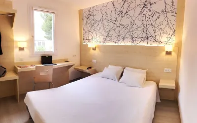 Kyriad Direct Perpignan Nord – Aéroport Hotels in Rivesaltes