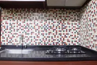 Parquette 2Br Gateway Ahmad Yani Cicadas Apartment