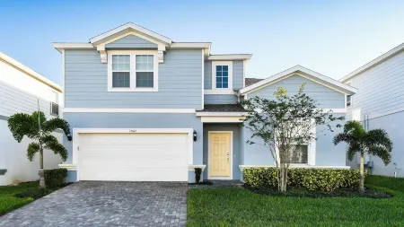 Comfort & Luxury Near Orlando Attractions