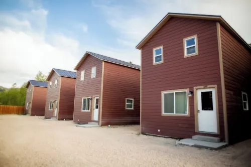 The iron horse inn Hotels in Garden City