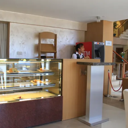 Momona Hotel
