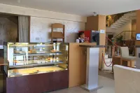 Momona Hotel - sarapan