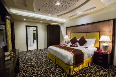 Rest Night Serviced Apartments - Al Hamra Отели рядом с достопримечательностью «Al Rawda Park»