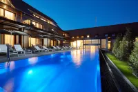 Schloss Reinach - Pools