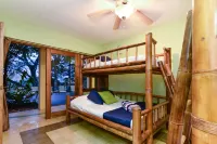 Casa Monos Locos - Portasol Vacation Rentals - balcony