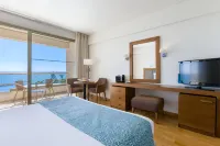 Golden Bay Beach Hotel Отели в г. 