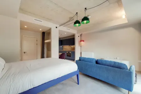 The Robinson in London Near Wembley Stadium Отели рядом с достопримечательностью «St Michael the Archangel»