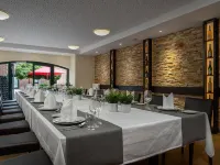 ClassicX Landhaus & Hotel Hotels in Gensingen