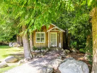 Lopez Farm Cottages & Tent Camping Hotels in Lopez