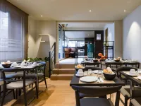 MOKA Hotel Hotels in Lanester